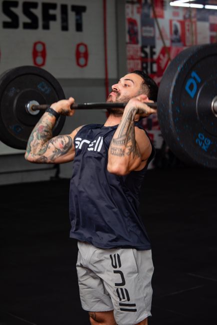 Exercice fondamental de cross training pour la prise de muscle